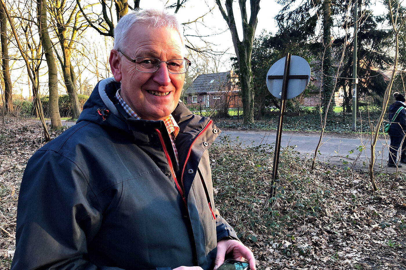 Hans P. in Vorbereitung auf ein paar gute Schnappschüsse