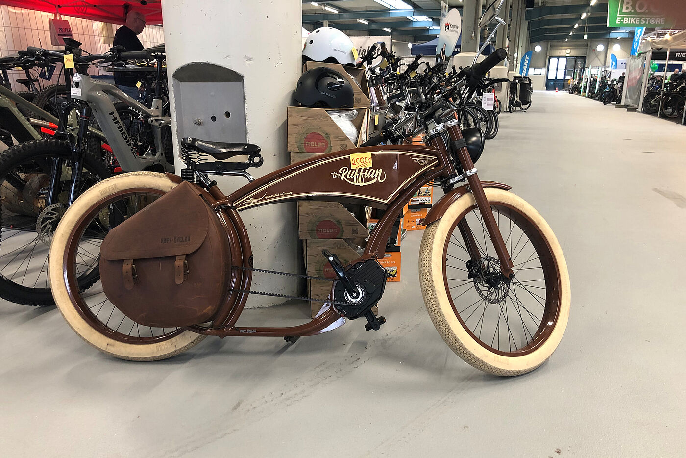 Low-Rider-Pedelec in Old-Fashion-Indian-Style