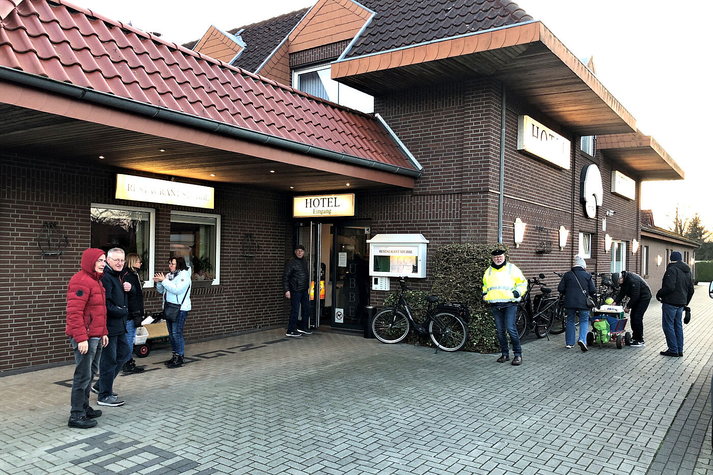 Winterwanderung 2024 - Ankunft am Hotel Stubbe