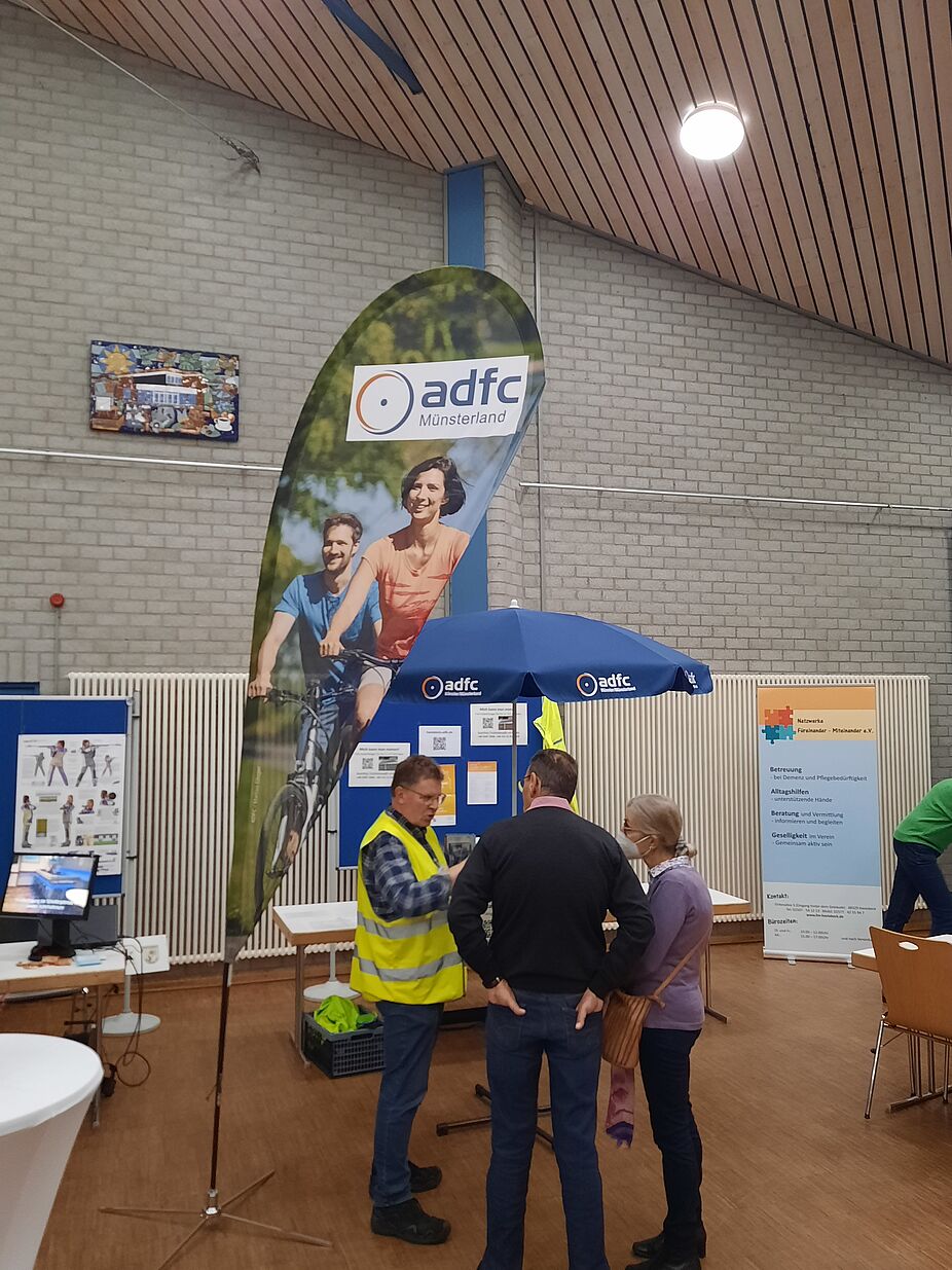 ADFC Havixbeck Aktion beim Neubürgerempfang im Forum der Gesamtschule_ ADFC Havixbeck Aktion beim Neubürgerempfang im Forum der Gesamtschule